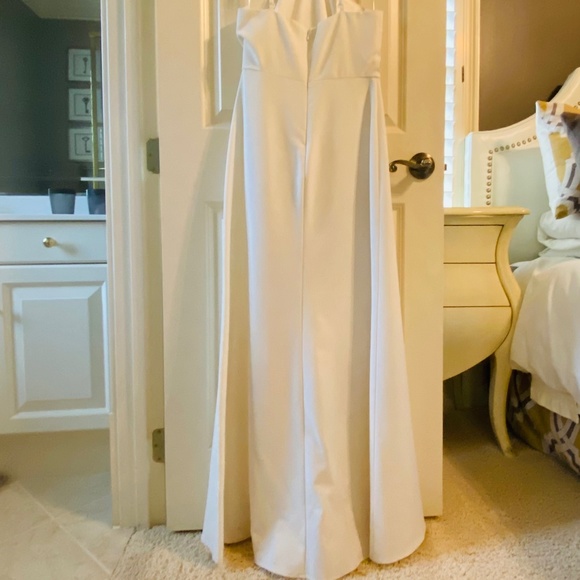 Lulu's Dress - Picture 2 of 5